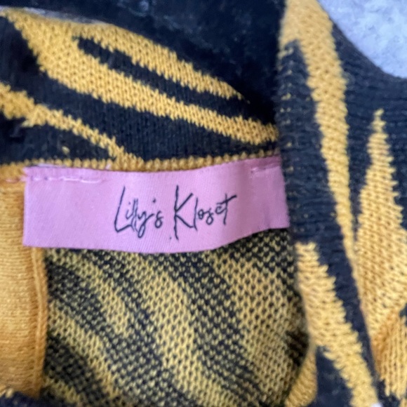 Orange and black zebra print size small - Picture 3 of 3